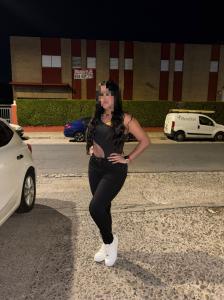 663124314: Chica busca chico en Sevilla