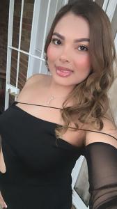 607021704: Chica busca chico en Sevilla