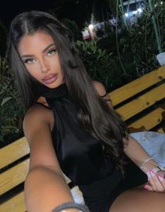 612265668: Chica busca chico en Málaga