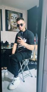 672010301: Chico busca chica en Madrid