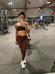 615649837: Chica busca chico en Granada