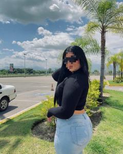 634808107: Chica busca chico en Sevilla