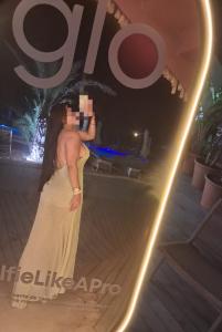 655699529: Chica busca chico en Granada