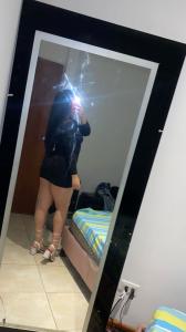 602581406: Chica busca chico en Sevilla