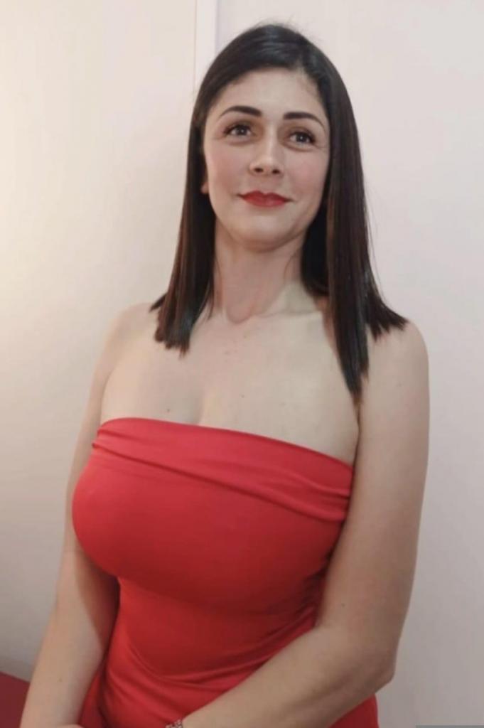 614848754: Chica busca chico en Alicante