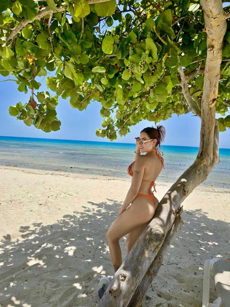 612296298: Chica busca chico en Madrid