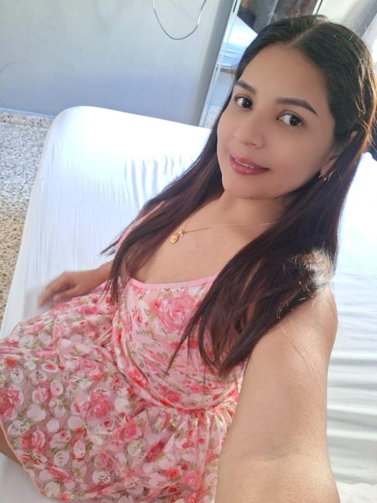 Chica busca chico en Ibiza: 