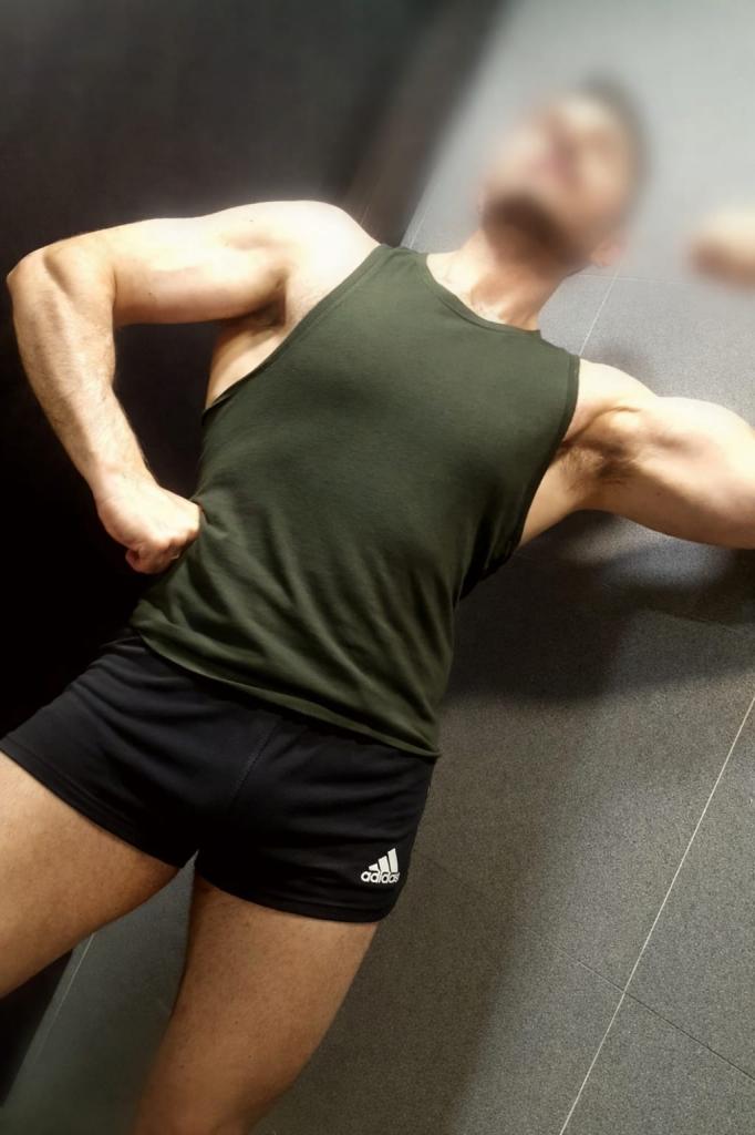 Chico busca chica en Málaga: 