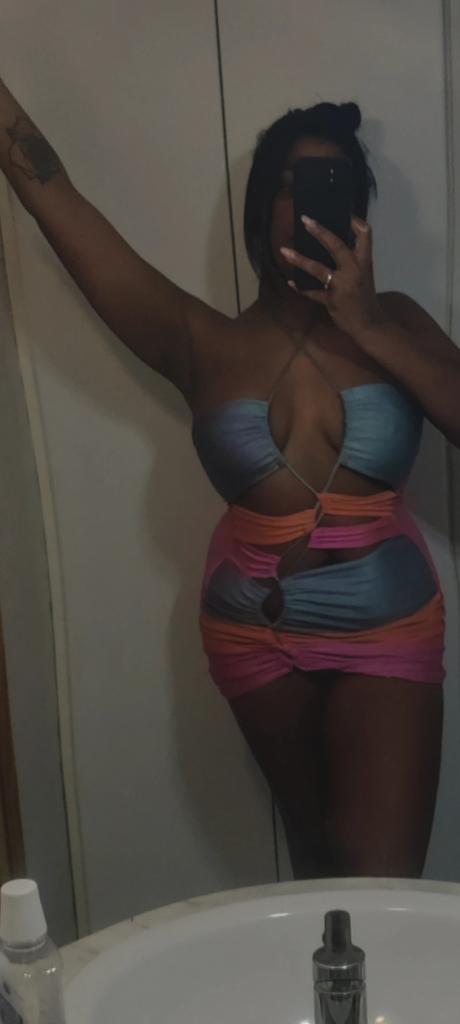 631013164: Chica busca chico en Alicante