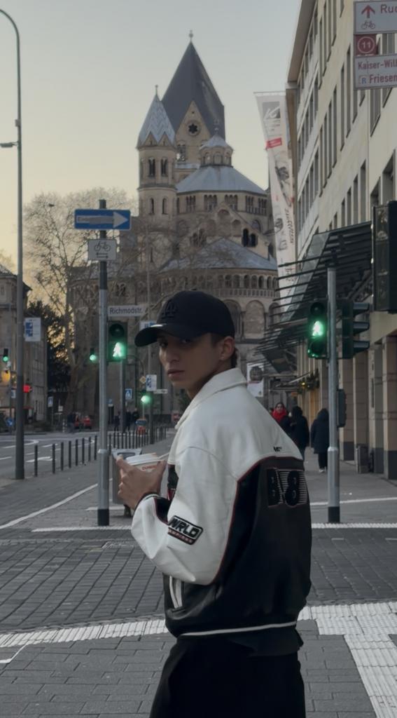 Chico busca chica en Madrid: 