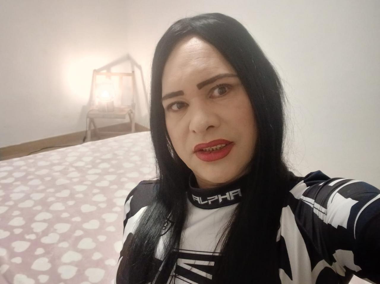 621480182: Transexual en León