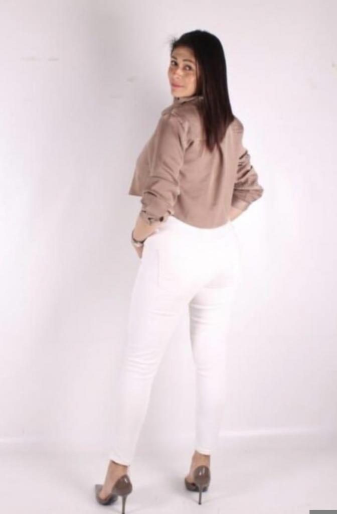 Chica busca chico en Alicante: 