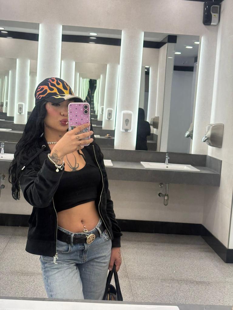 642468393: Chica busca chico en Málaga