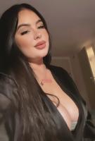 711249500: Chica busca chico en Barcelona