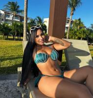 643740405: Chica busca chico en Almería