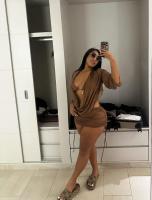 643740405: Chica busca chico en Almería