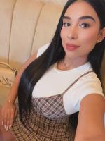 603939409: Chica busca chico en Barcelona