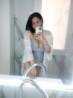 670237045: Chica busca chico en Madrid