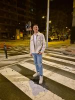 664432830: Chico busca chica en Madrid