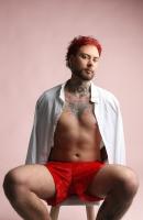 614838576: Chico busca chica en Lugo