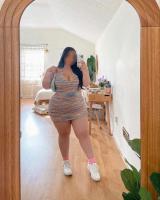 621382285: Chica busca chico en Barcelona