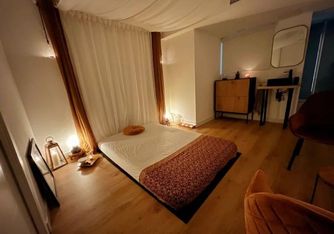 Chica busca chico en Barcelona: 