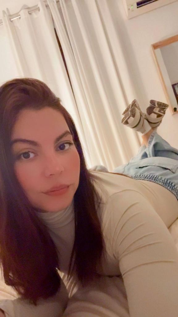 Chica busca chico en Granada: 