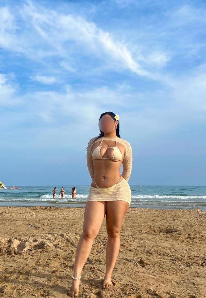631759096: Chica busca chico en Barcelona