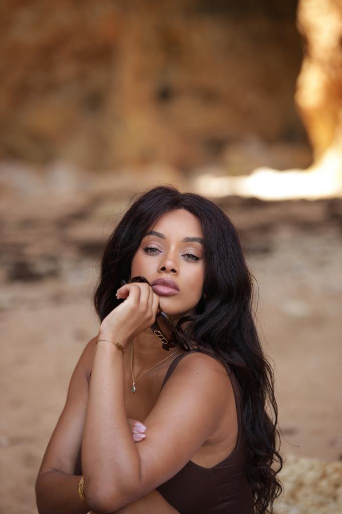 610326503: Chica busca chico en Badajoz