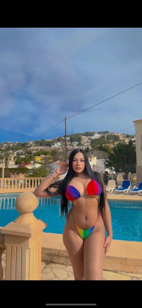 Chica busca chico en Almería: 