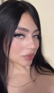 613450897: Chica busca chico en Barcelona