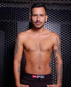 637901163: Chico busca chica en Las Palmas