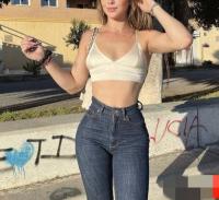 672456206: Chica busca chico en Sevilla