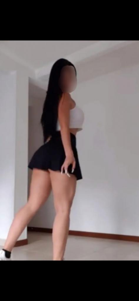 604972342: Chica busca chico en Sevilla