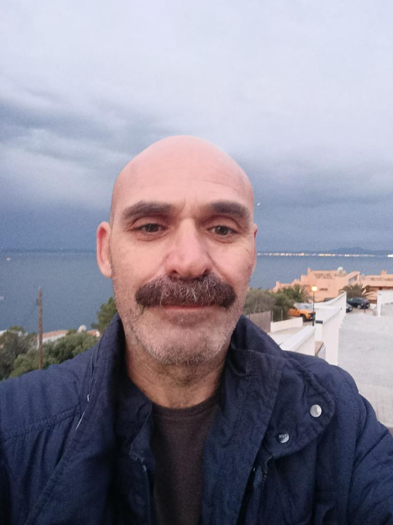 Chico busca chica en Mallorca: 