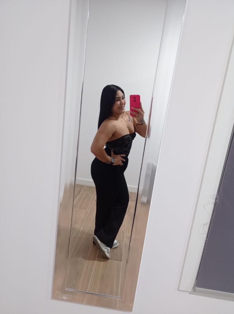 Chica busca chico en La Coruña: Chica busca chico