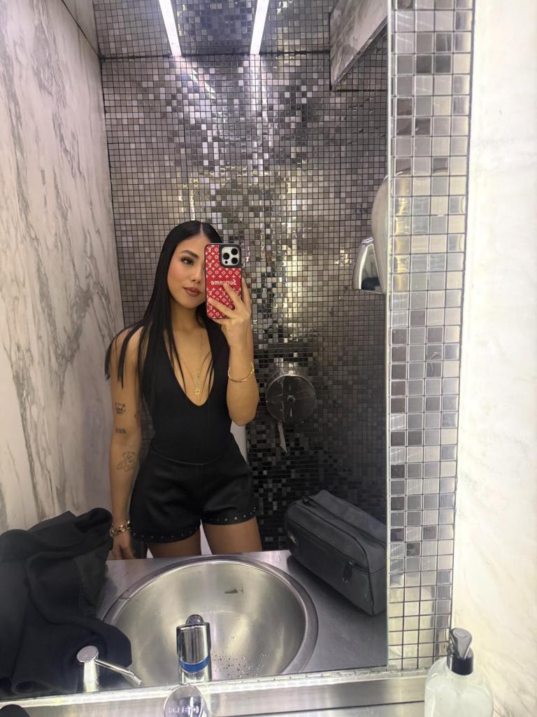 Chica busca chico en Barcelona: 