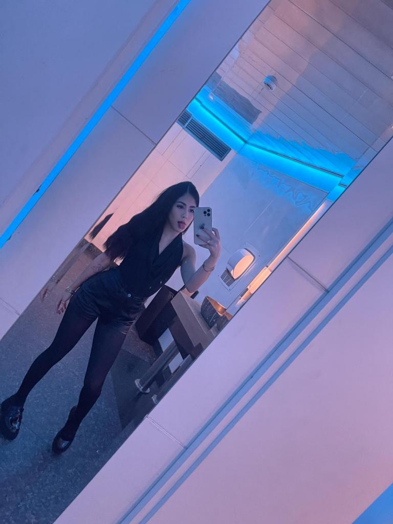 Chica busca chico en Barcelona: 