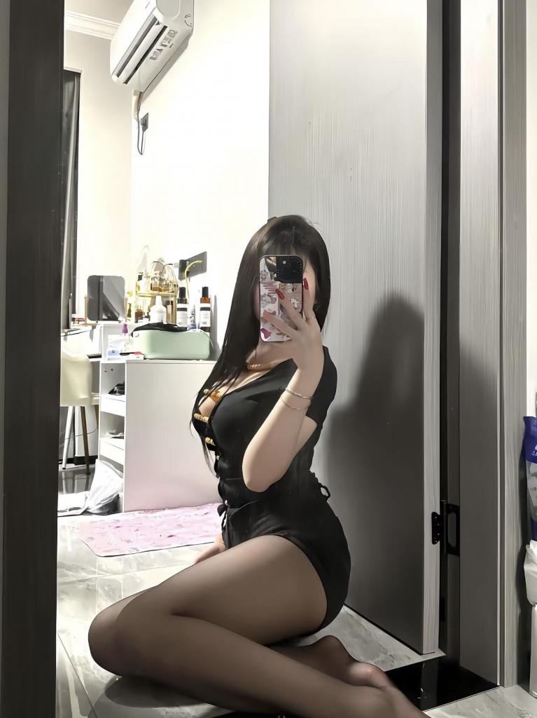 604271083: Chica busca chico en Guipúzcoa