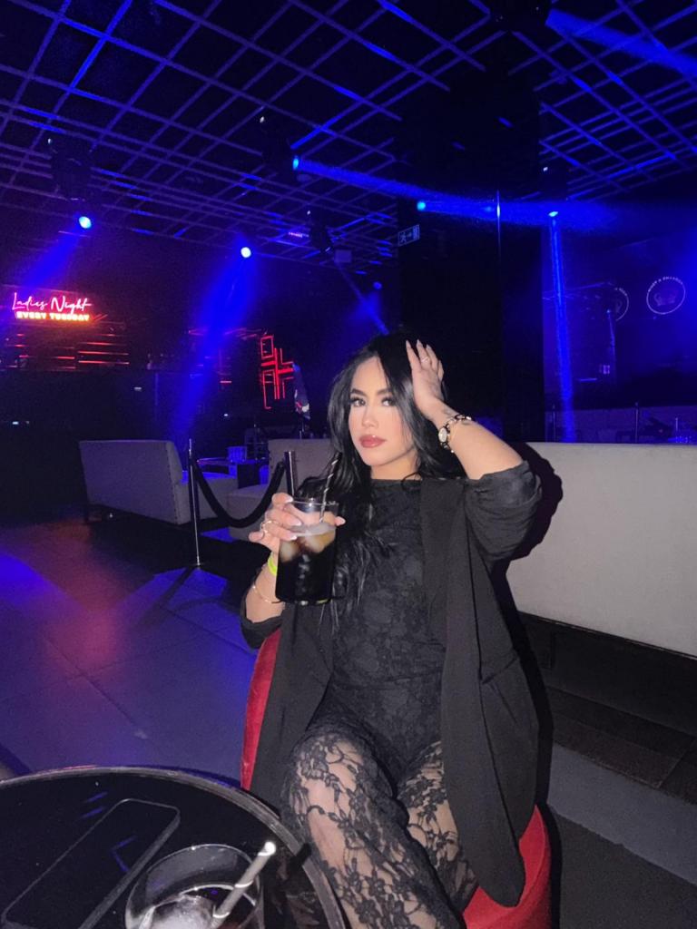 Chica busca chico en Barcelona: 