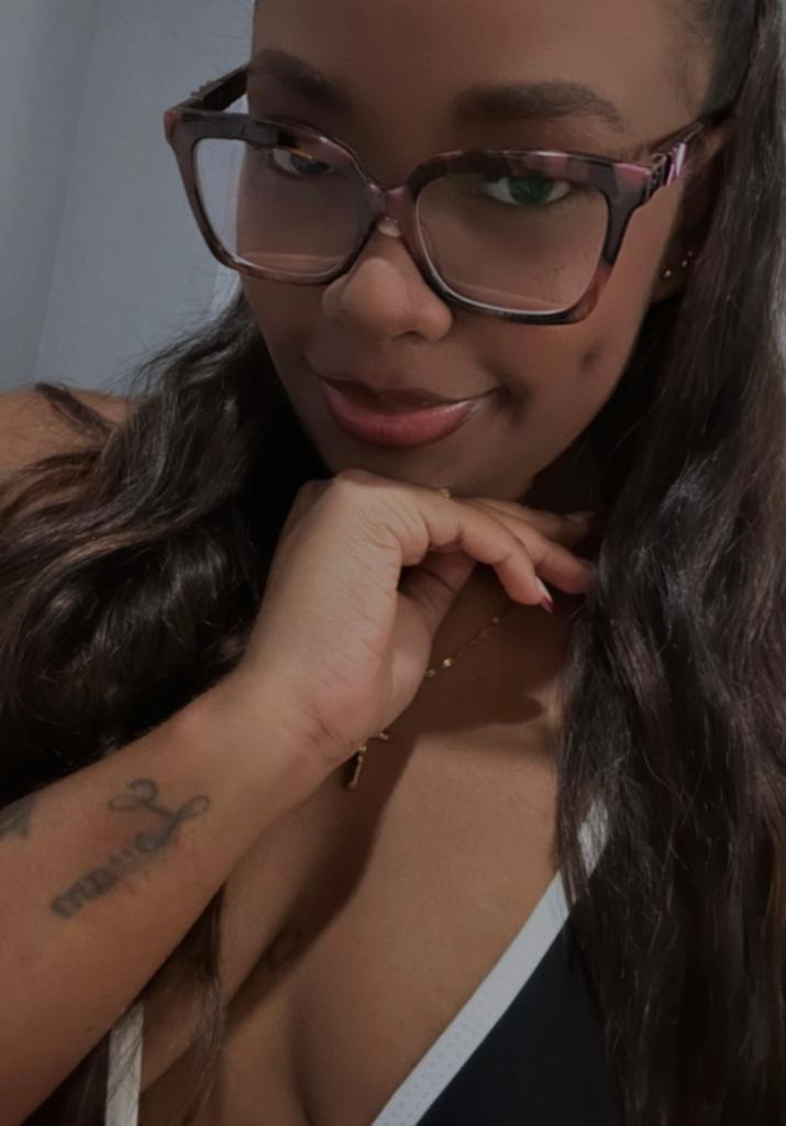 Chica busca chico en Almería: 