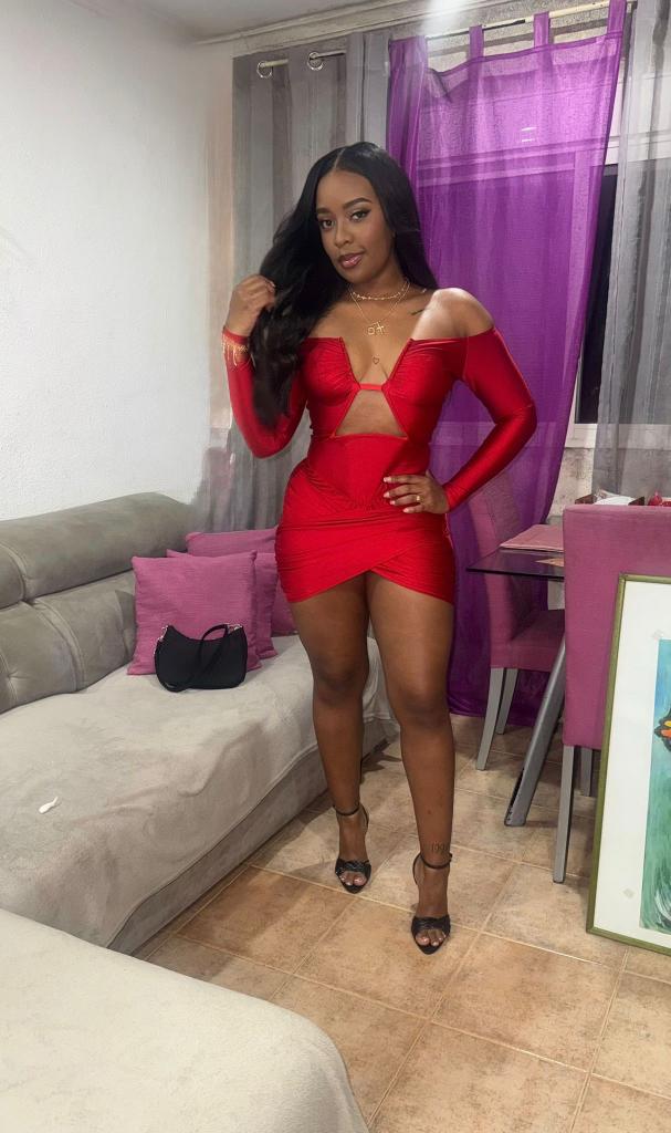 Chica busca chico en Almería: 