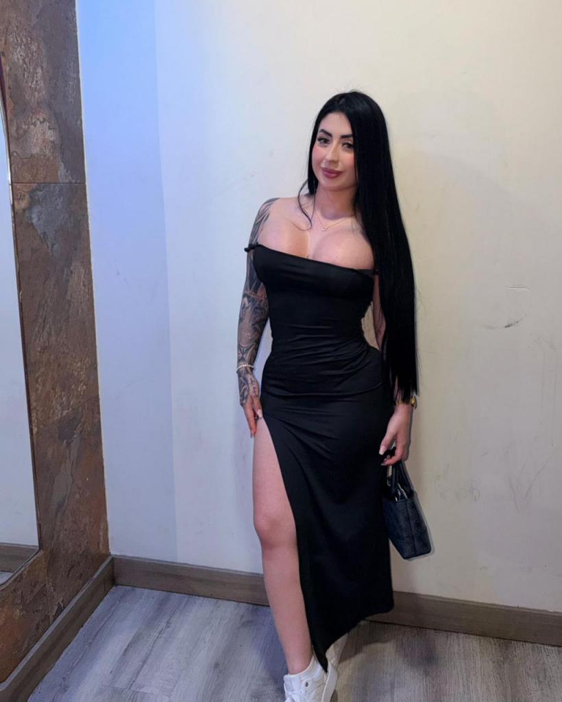 Chica busca chico en Sevilla: 