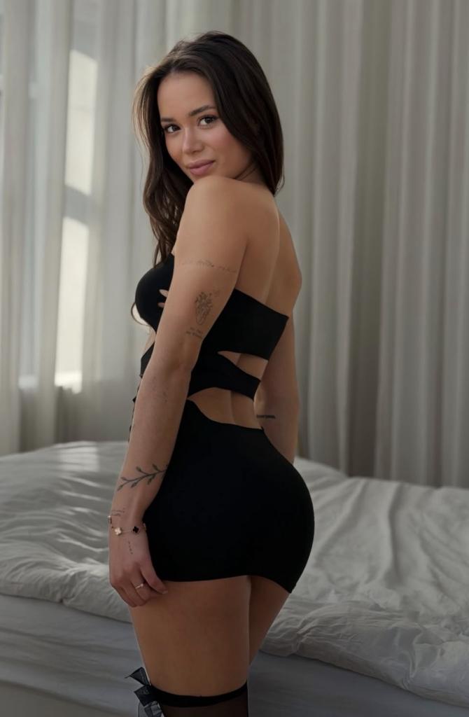 Chica busca chico en Cádiz: 