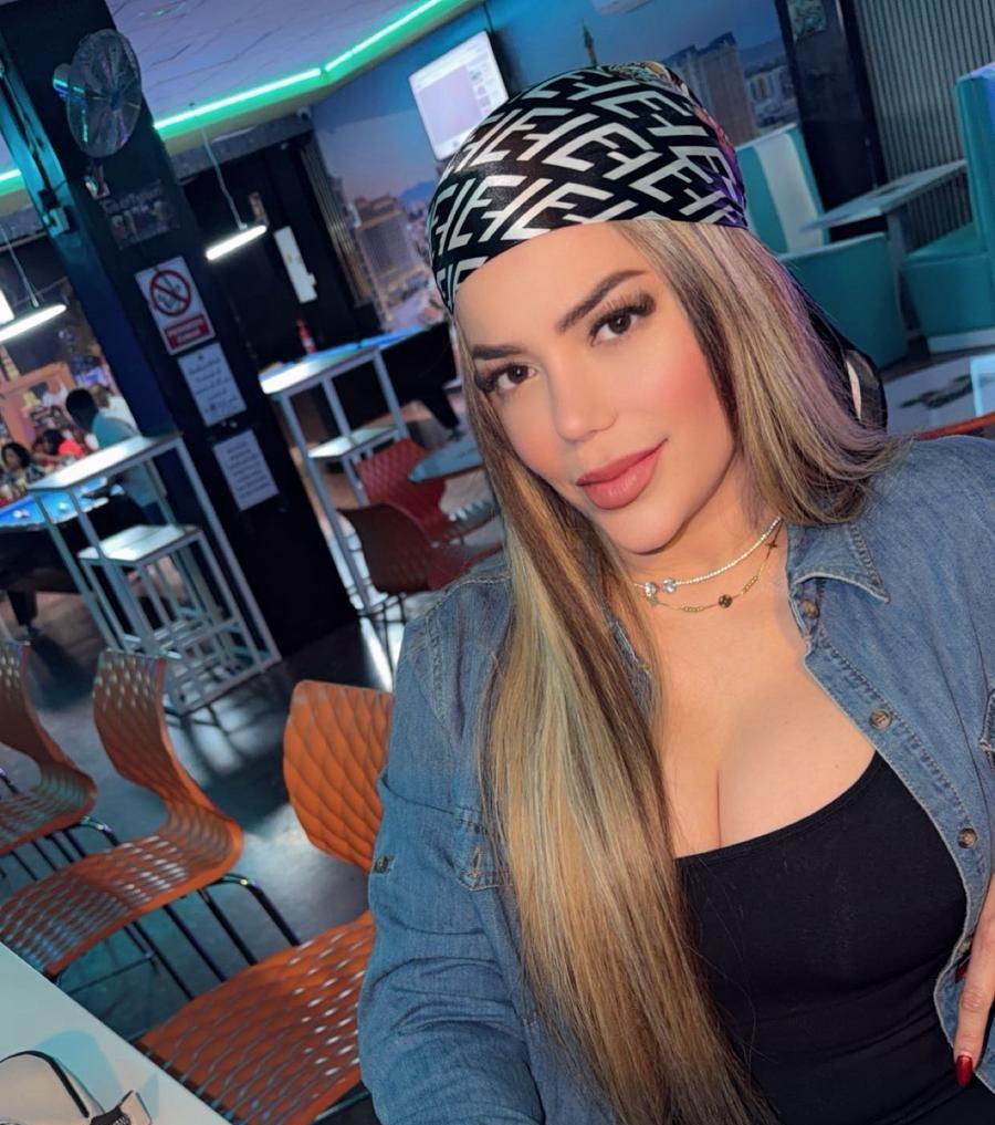 Chica busca chico en Sevilla: 