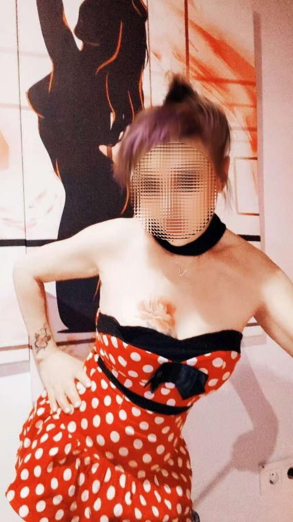 Chica busca chico en Madrid: Chica busca chico