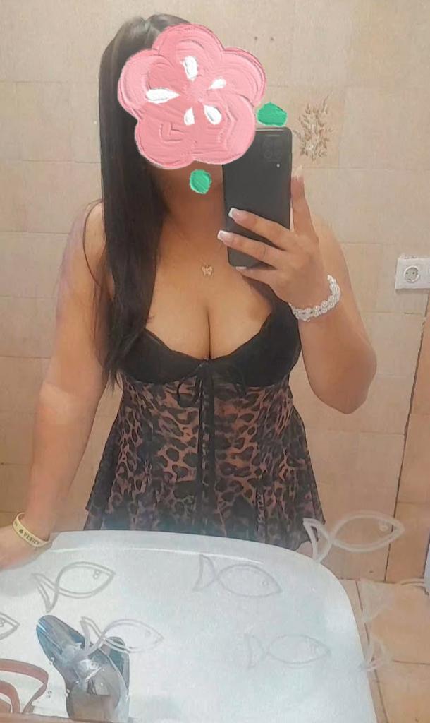 Chica busca chico en Murcia: 