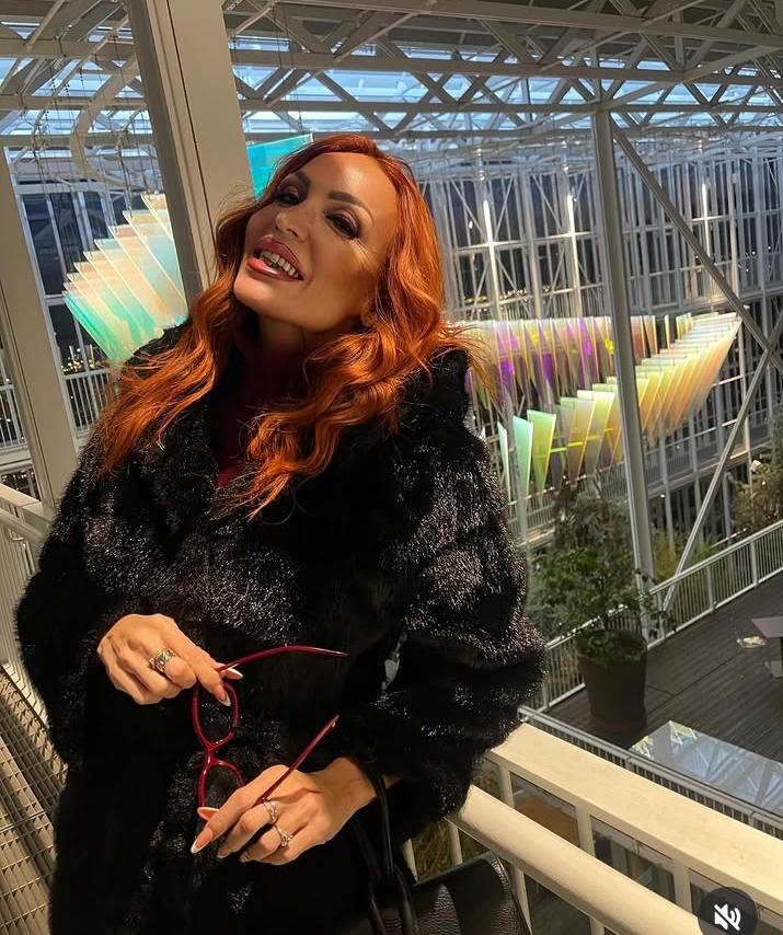 Chica busca chico en Sevilla: 