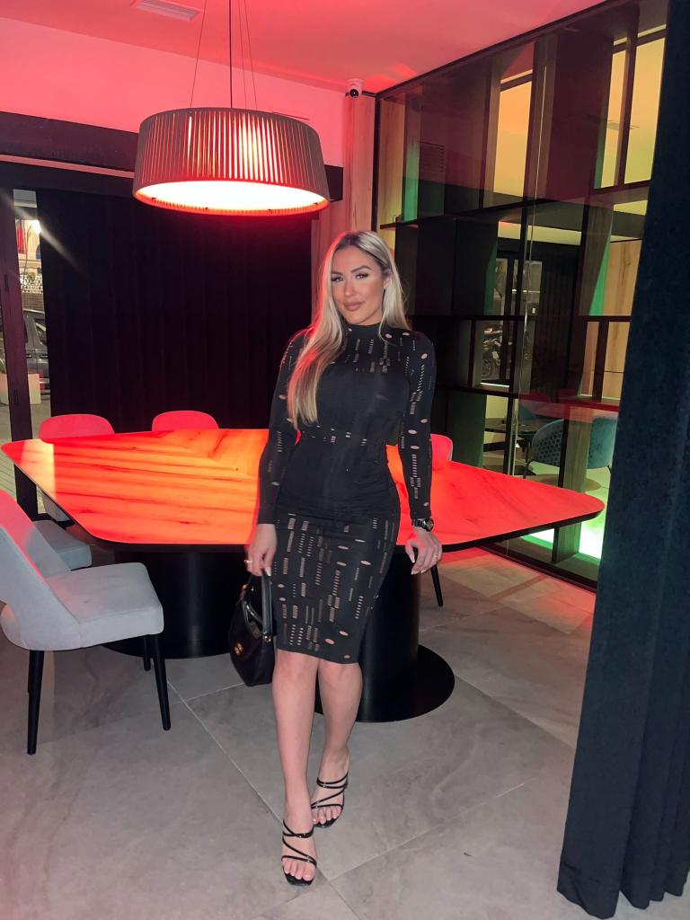 Chica busca chico en Cádiz: Chica busca chico