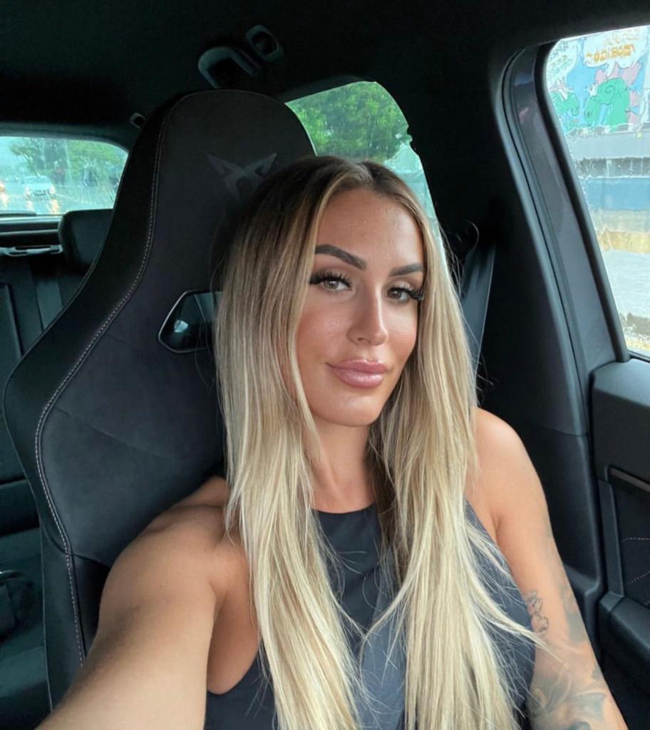 Chica busca chico en Cádiz: Chica busca chico